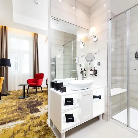 Three Corners Avenue 4* بودابست