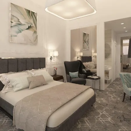 מלון Three Corners Avenue 4*