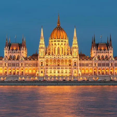 Three Corners Avenue 4* Budapeszt