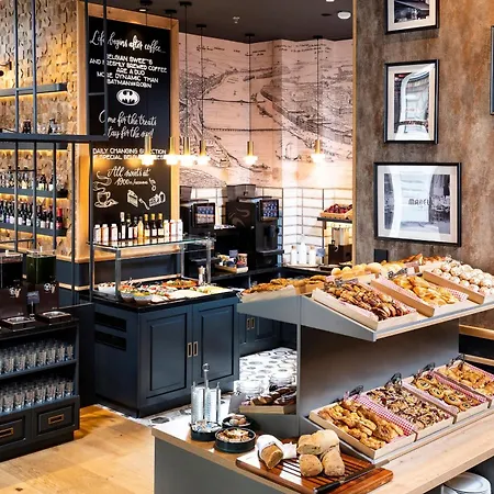 Three Corners Avenue 부다페스트