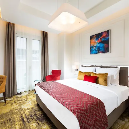 호텔 Three Corners Avenue 4*