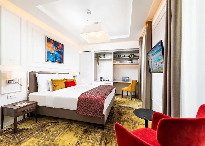 מלון Three Corners Avenue 4*