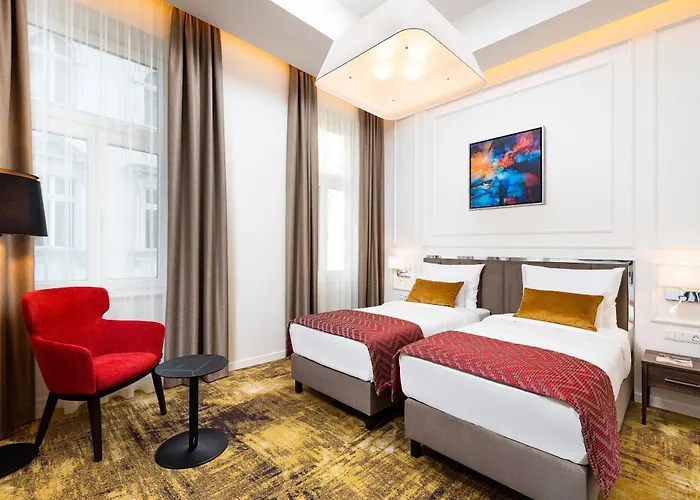 Hotel Three Corners Avenue 4*